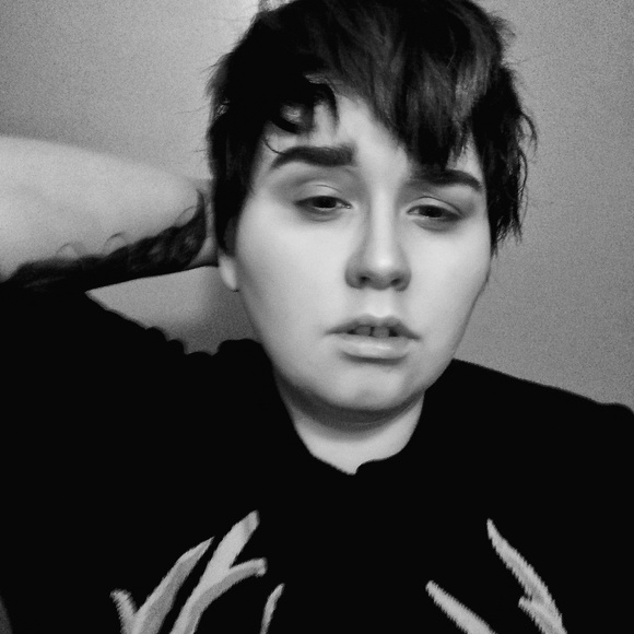 Meet your Posher, K - Picture 2 of 4